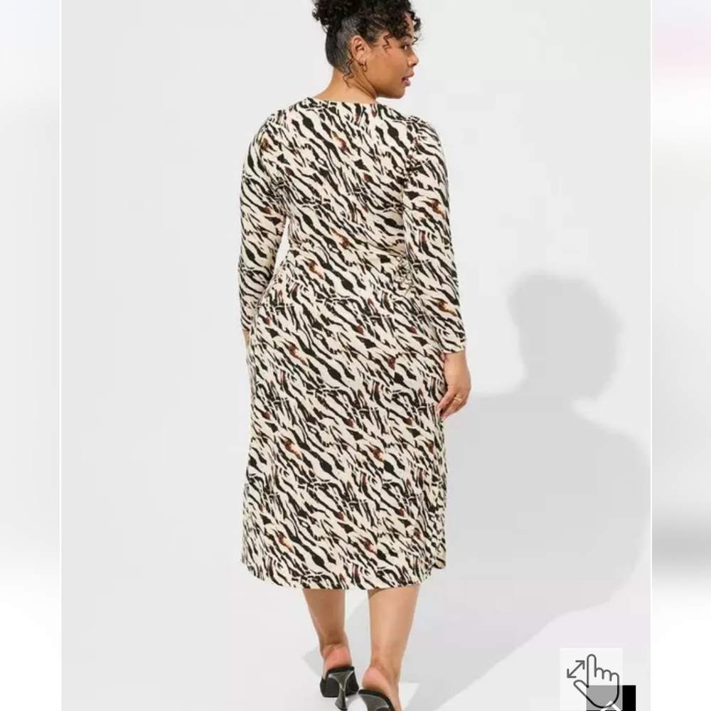 NWT Torrid Zebra Print Side Cutout Midi Dress - Size 2X - Picture 3 of 9
